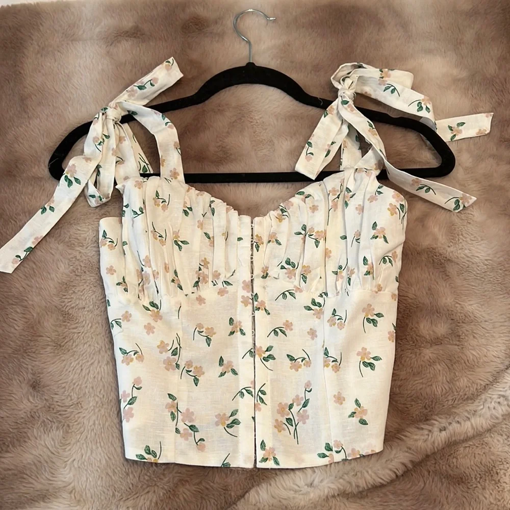 Adorable top purchased from These Three Boutique - Picture 1 of 1